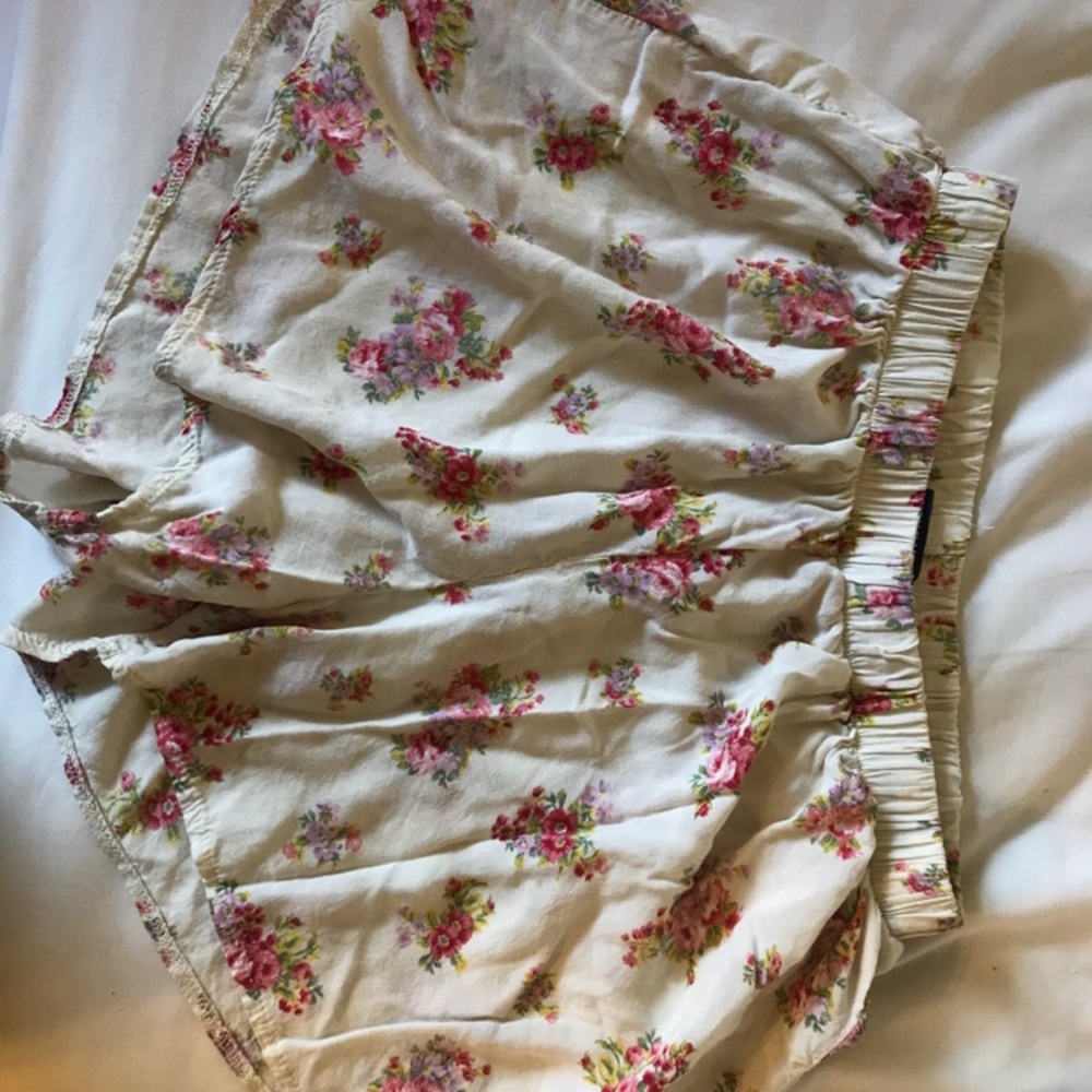 Floral Brandy Melville Shorts